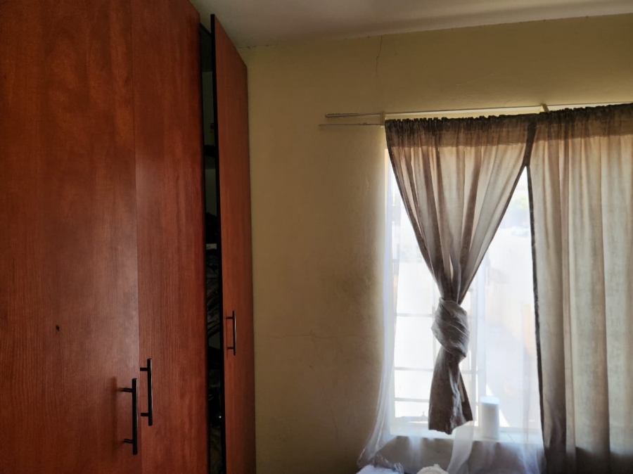 2 Bedroom Property for Sale in Rustenburg Central North West
